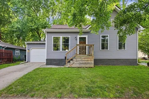1201 South Wright Street Bloomington IL 61701