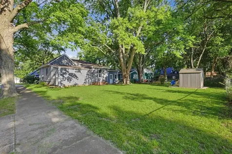 1201 South Wright Street Bloomington IL 61701