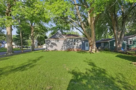 1201 South Wright Street Bloomington IL 61701