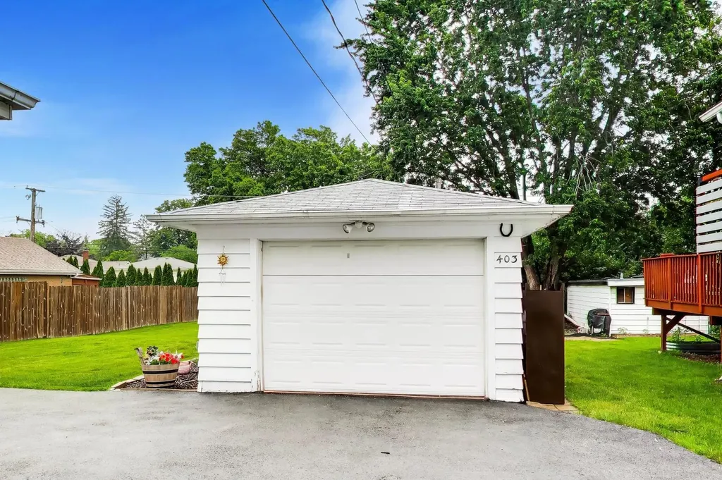 403 North Yale Street Villa Park IL 60181