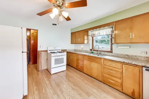 403 North Yale Street Villa Park IL 60181