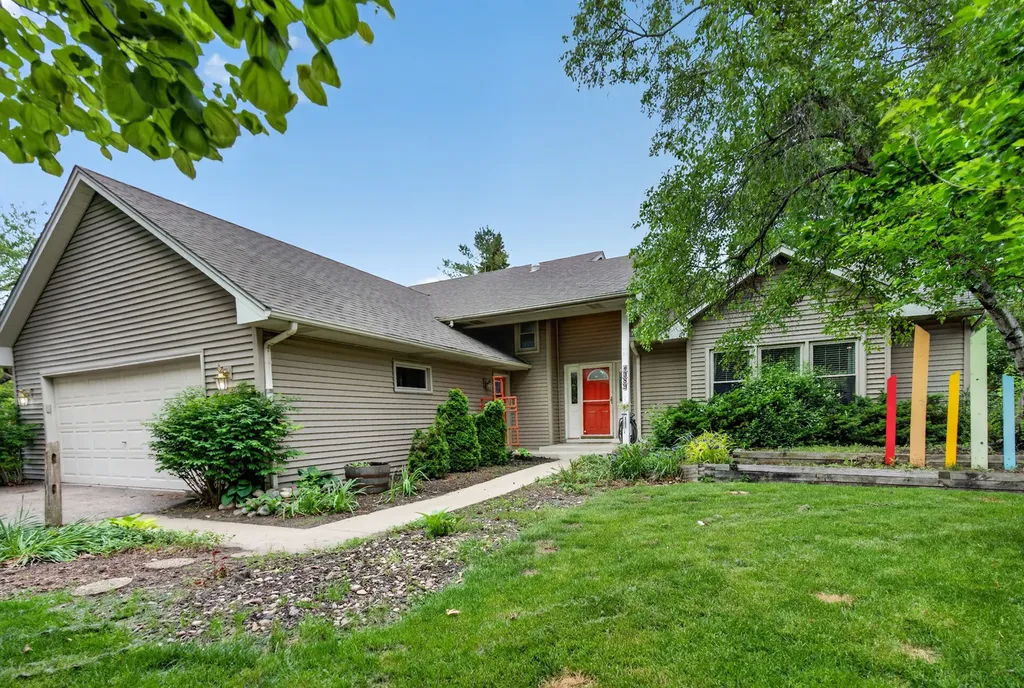 1389 Valayna Drive Aurora IL 60504