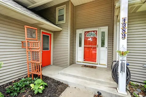 1389 Valayna Drive Aurora IL 60504
