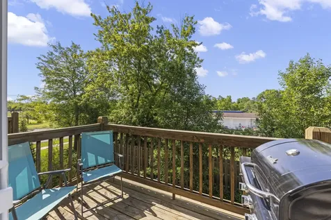 821 West Chase Lane Palatine IL 60067