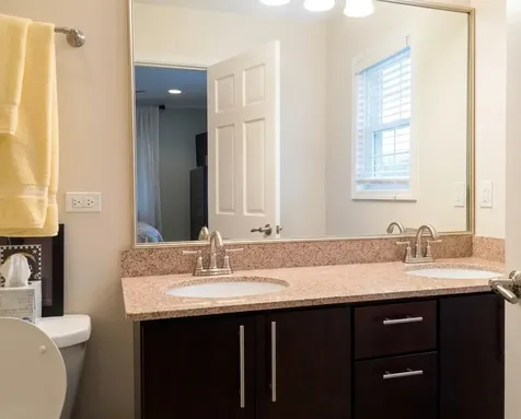 2534 North Marshfield Avenue Chicago IL 60614