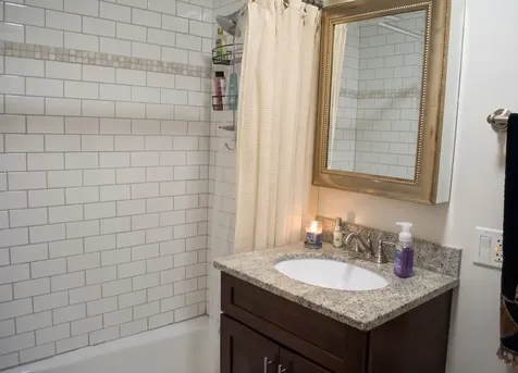 2534 North Marshfield Avenue Chicago IL 60614