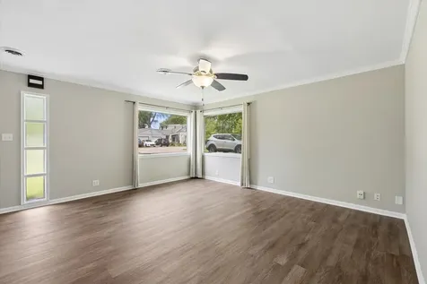 2606 Forestwood Drive Mchenry IL 60051