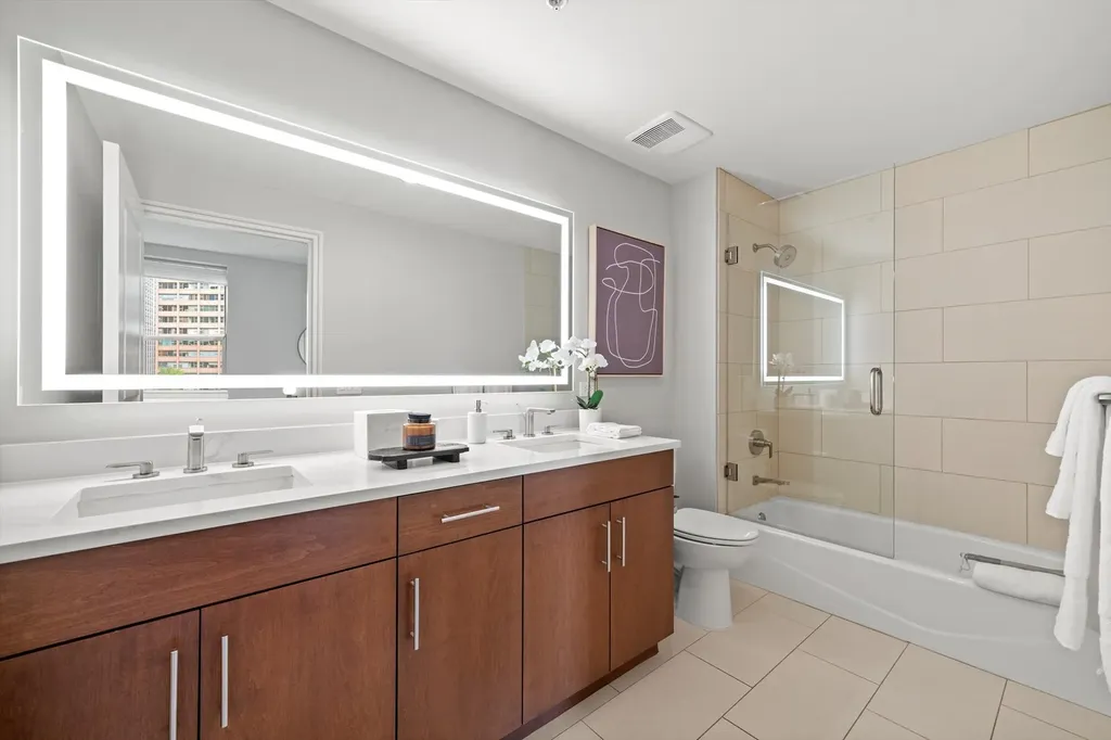 850 North Lake Shore Drive Chicago IL 60611