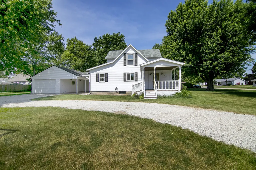 105 North Sixth Street Ashkum IL 60911