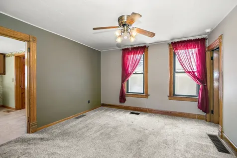 105 North Sixth Street Ashkum IL 60911