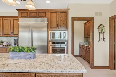 3011 Cyprus Court Buffalo Grove IL 60089