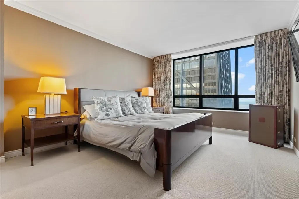 180 East Pearson Street Chicago IL 60611