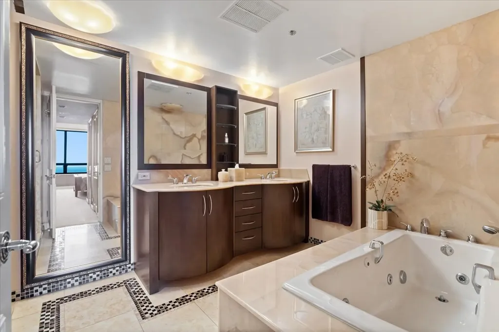 180 East Pearson Street Chicago IL 60611