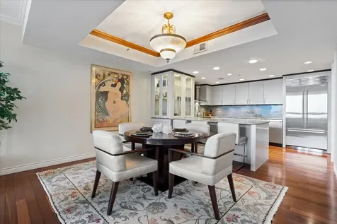 180 East Pearson Street Chicago IL 60611