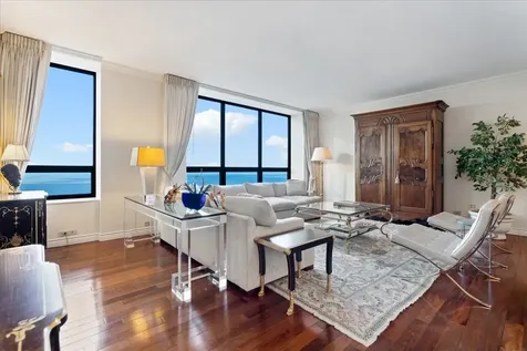 180 East Pearson Street Chicago IL 60611