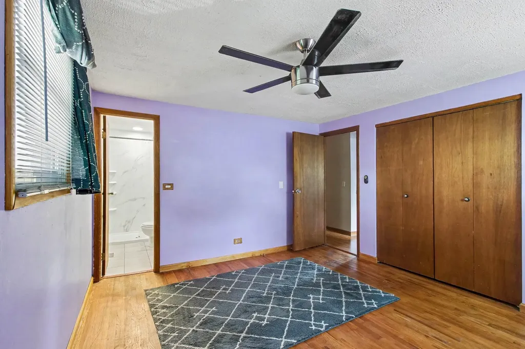 1714 Kingston Lane Schaumburg IL 60193