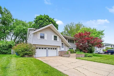 1714 Kingston Lane Schaumburg IL 60193
