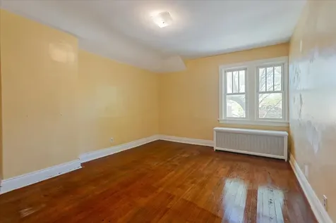 6515 North Maplewood Avenue Chicago IL 60645