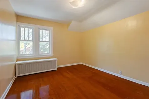 6515 North Maplewood Avenue Chicago IL 60645