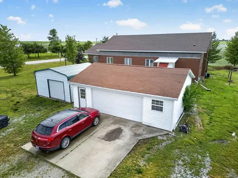 18015 North 2100 East Road Pontiac IL 61764