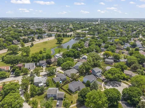 2717 Rolling Meadows Drive Naperville IL 60564