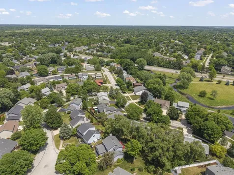 2717 Rolling Meadows Drive Naperville IL 60564