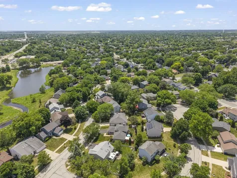 2717 Rolling Meadows Drive Naperville IL 60564
