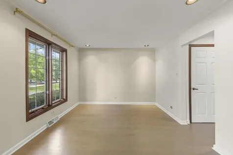2717 Rolling Meadows Drive Naperville IL 60564
