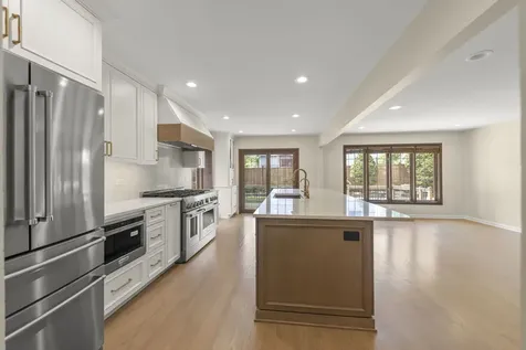 2717 Rolling Meadows Drive Naperville IL 60564