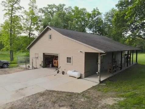 9496 South Hanover Hill Road Hanover IL 61041