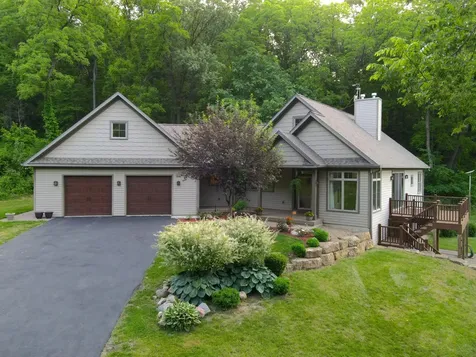 9496 South Hanover Hill Road Hanover IL 61041