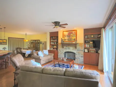 9496 South Hanover Hill Road Hanover IL 61041