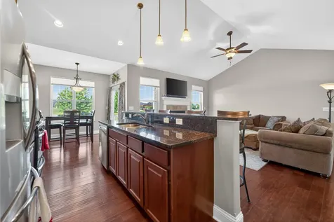 2331 Coventry Circle S Sycamore IL 60178