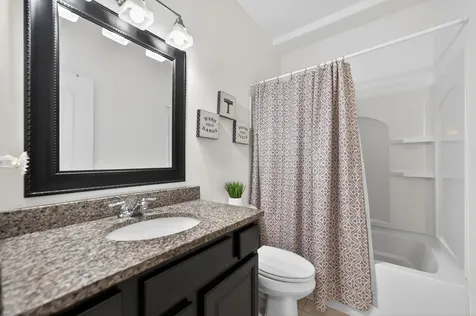 2331 Coventry Circle S Sycamore IL 60178