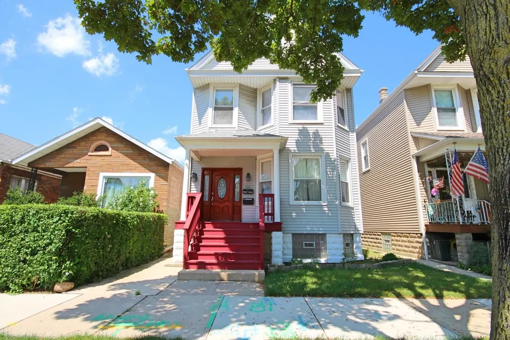 3328 West Cuyler Avenue Chicago IL 60618