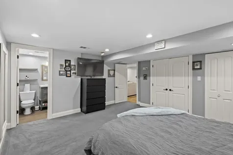 7145 Greenwood Street Morton Grove IL 60053