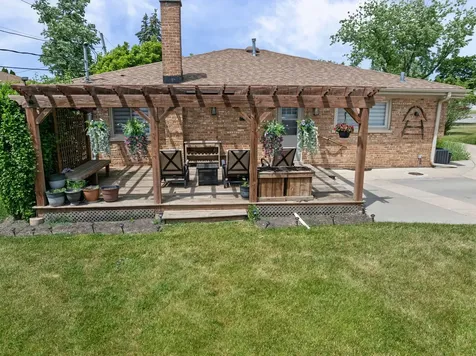 7145 Greenwood Street Morton Grove IL 60053