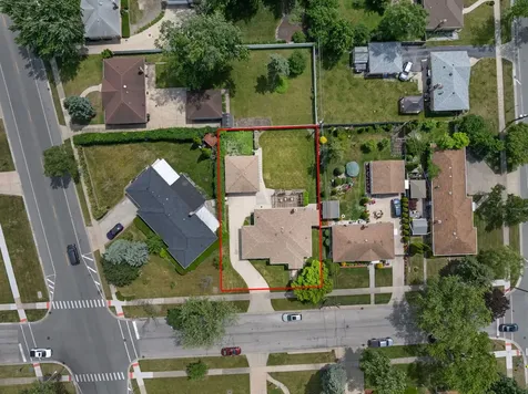 7145 Greenwood Street Morton Grove IL 60053