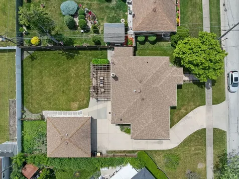 7145 Greenwood Street Morton Grove IL 60053