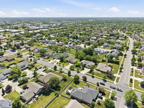 9911 195TH Street Mokena IL 60448
