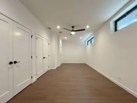 3710 North Kenmore Avenue Chicago IL 60613