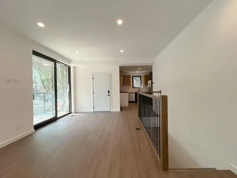 3710 North Kenmore Avenue Chicago IL 60613