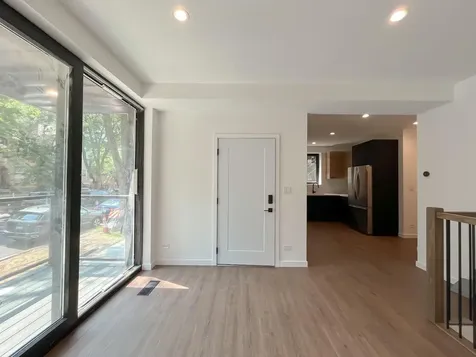 3710 North Kenmore Avenue Chicago IL 60613