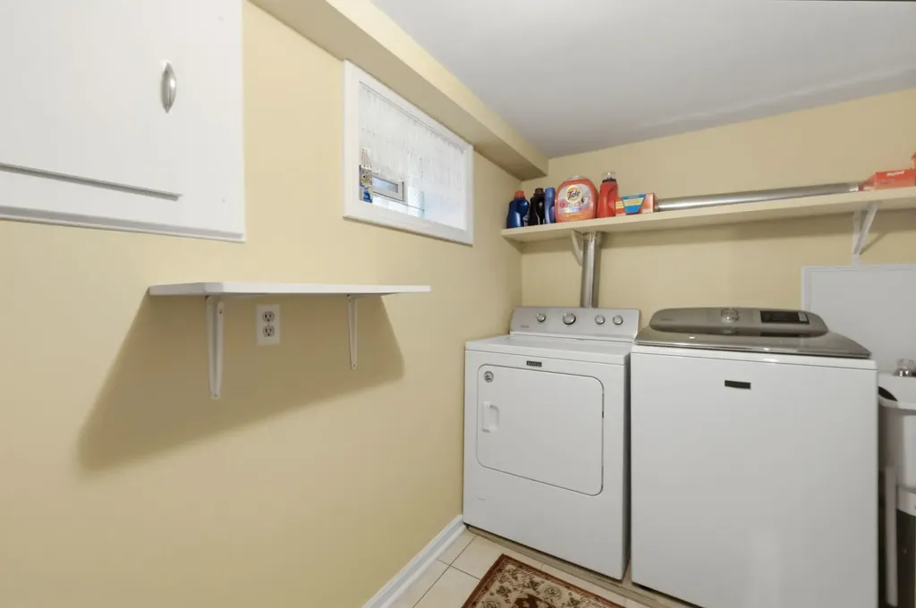 5836 South Mayfield Avenue Chicago IL 60638