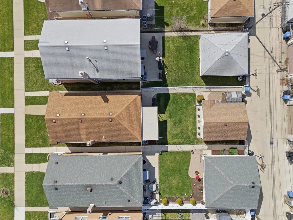 5836 South Mayfield Avenue Chicago IL 60638