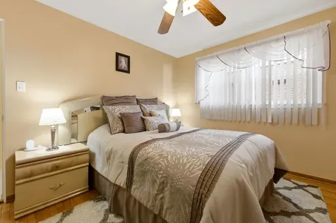 5836 South Mayfield Avenue Chicago IL 60638