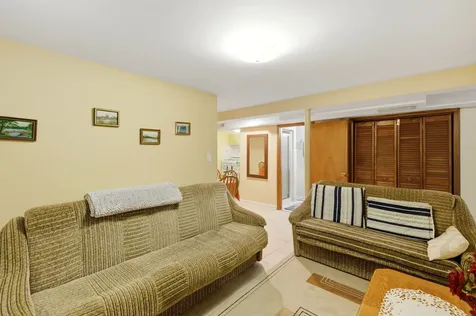 5836 South Mayfield Avenue Chicago IL 60638