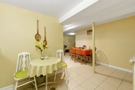 5836 South Mayfield Avenue Chicago IL 60638