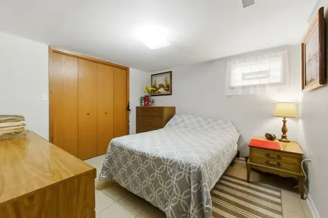 5836 South Mayfield Avenue Chicago IL 60638
