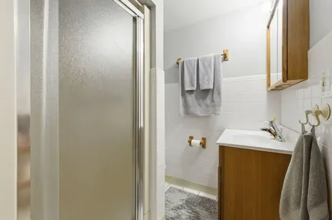 5836 South Mayfield Avenue Chicago IL 60638